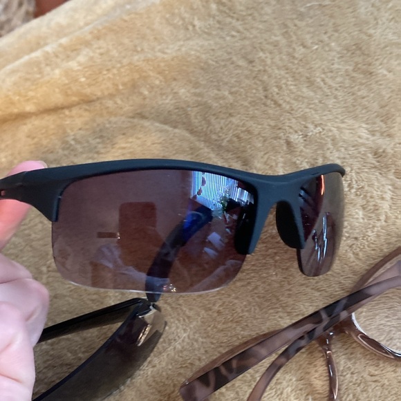 5 pair of glasses - Picture 6 of 6